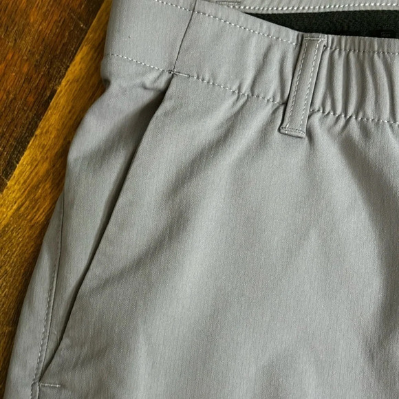 Under Armour Golf Pant Men 36x30 Gray Straight Leg Tour Slit Stretch Performance - Picture 3 of 8